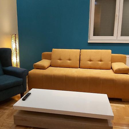 Apartment Nikirent Banja Luka Ngoại thất bức ảnh